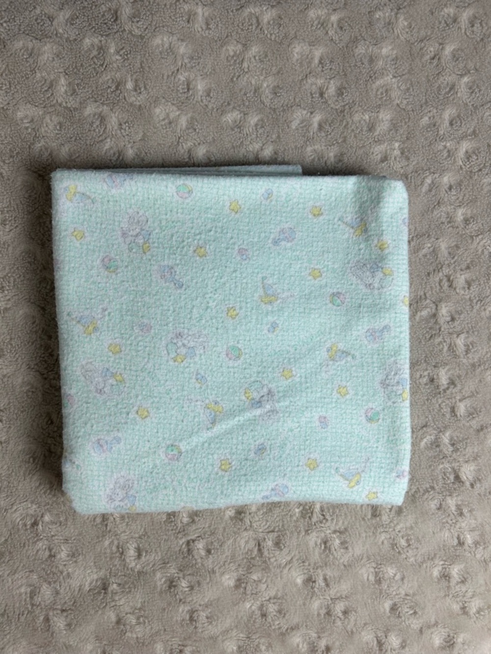 Cutie Pie Baby Bunny Rabbit Receiving Blanket Green White Flannel Rattle Stars